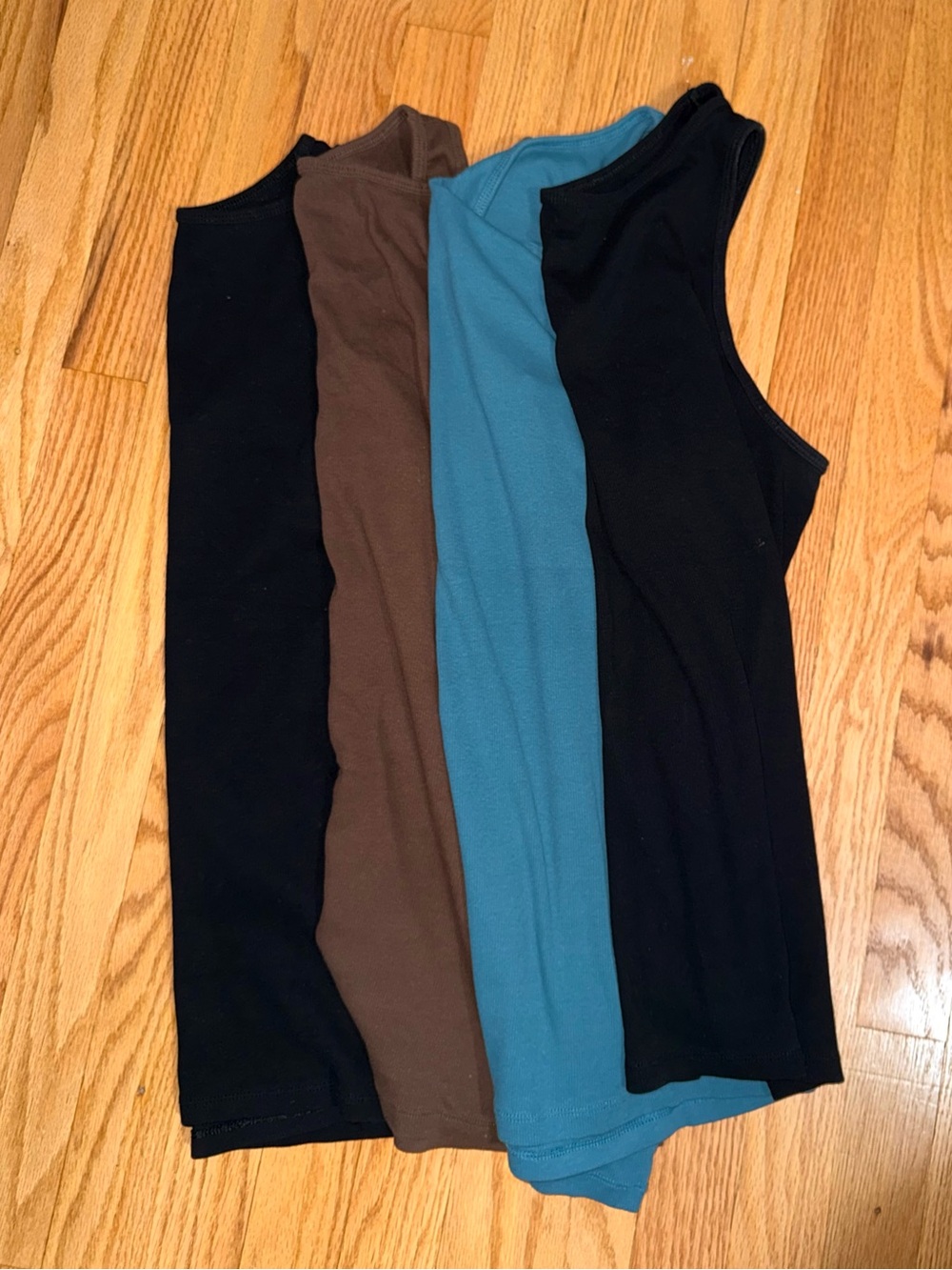 4 XXL Ribbed Tanks